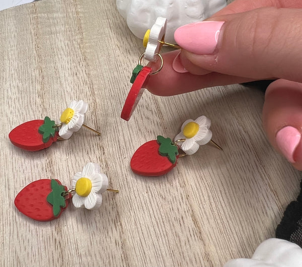 Strawberry daisy stud back earrings