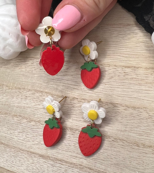 Strawberry daisy stud back earrings