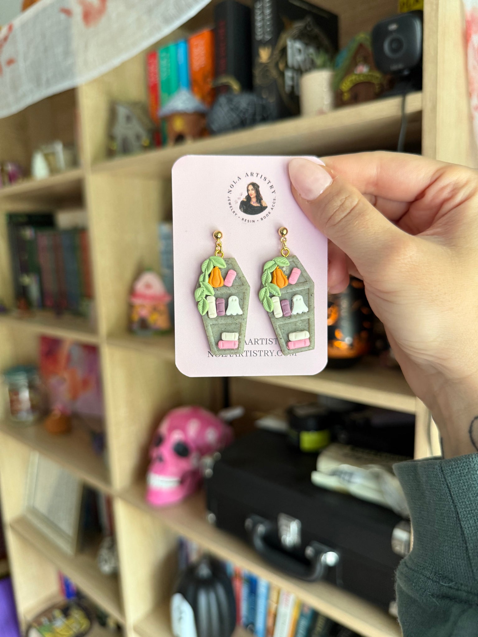 Coffin bookshelf earrings