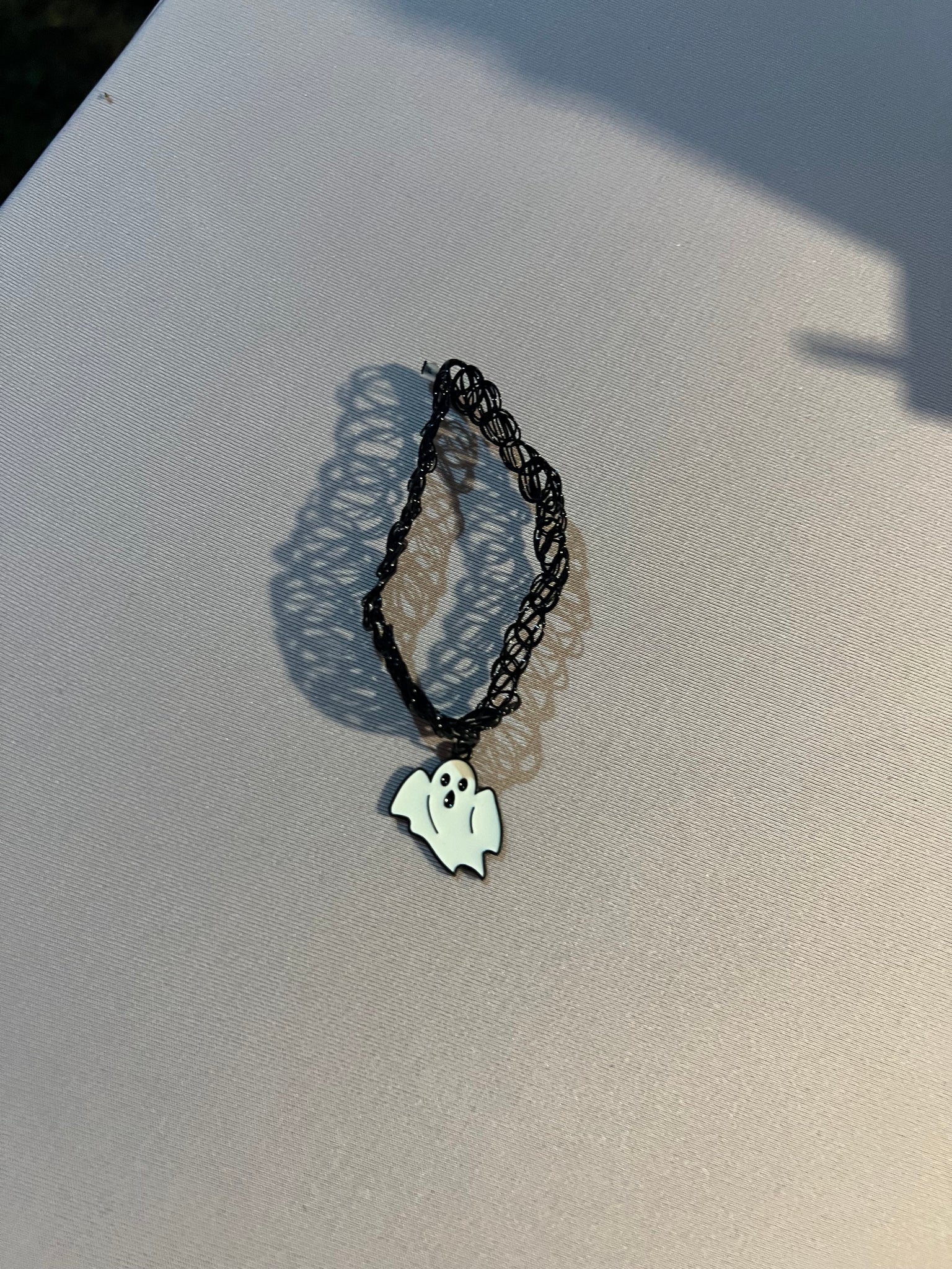 Ghost choker