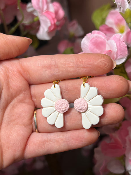 Pink & white daisy dangles