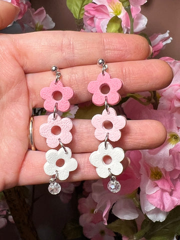 Daisy trio dangles